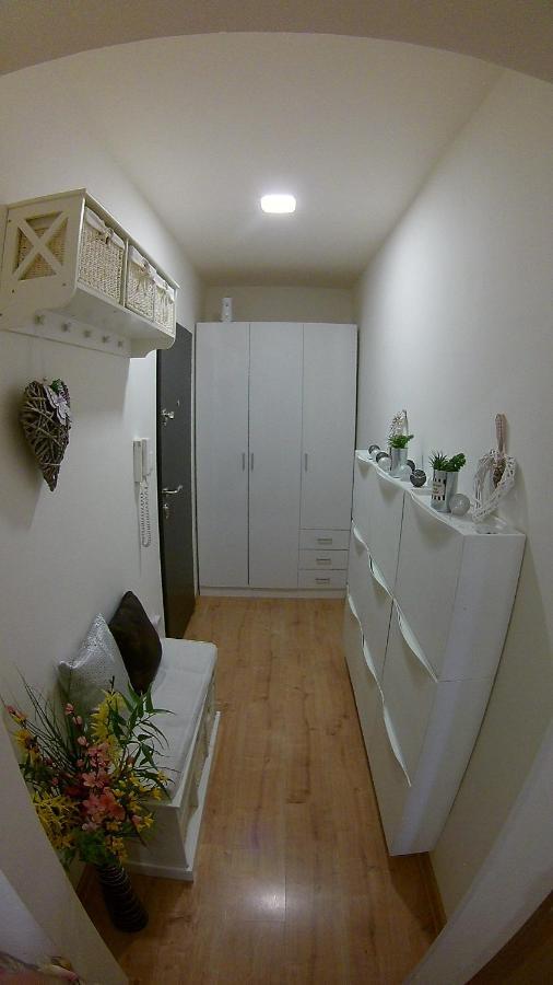 Апартаменты Apartman Barborka Зноймо Экстерьер фото